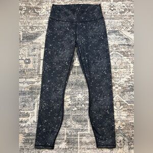 Fabletics Black and White PowerHold‎ Leggings Women’s Size Small (No Tag)